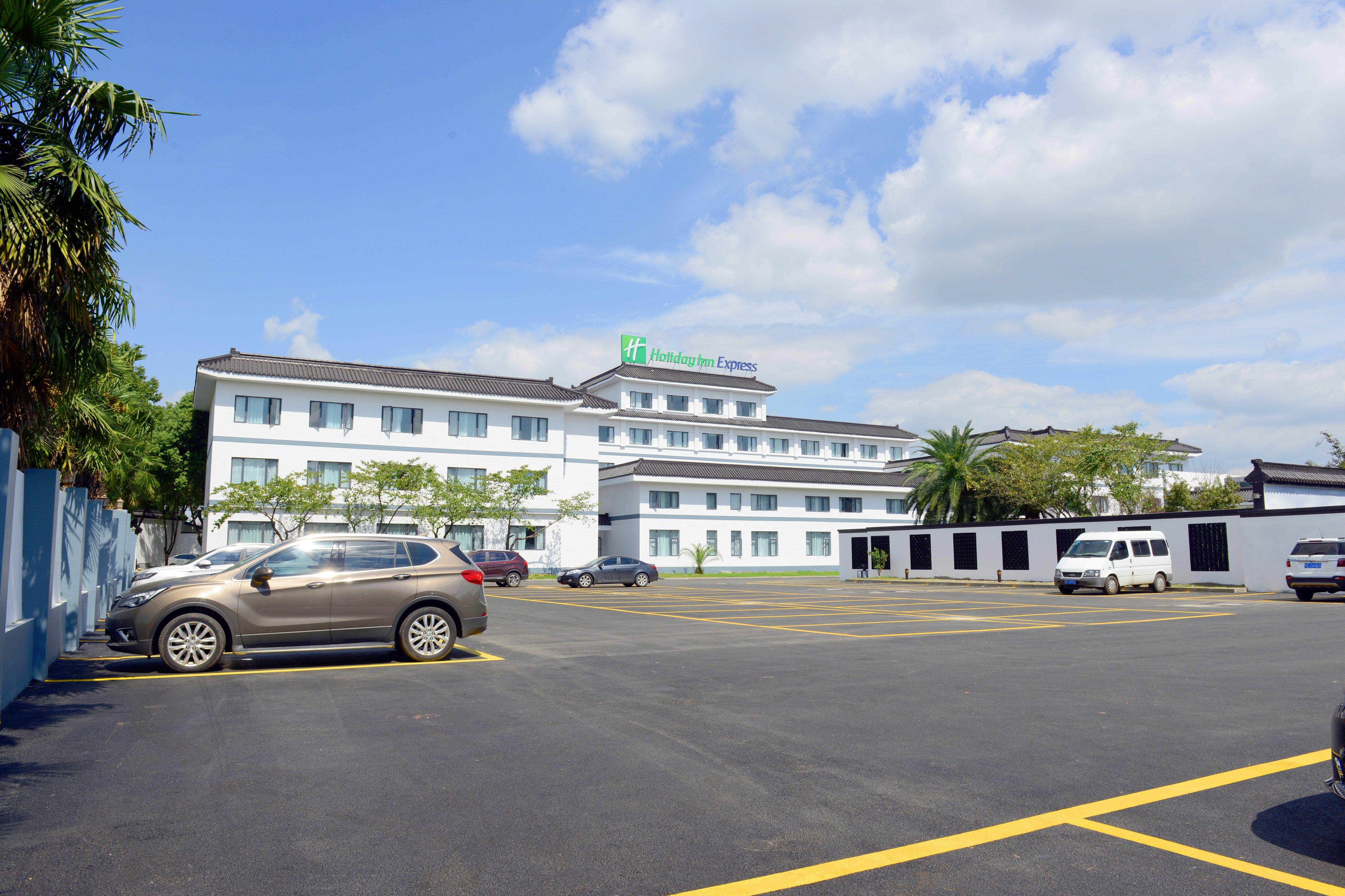 Holiday Inn Express - Suzhou Zhouzhuang Ancient Town, An Ihg Hotel Bagian luar foto